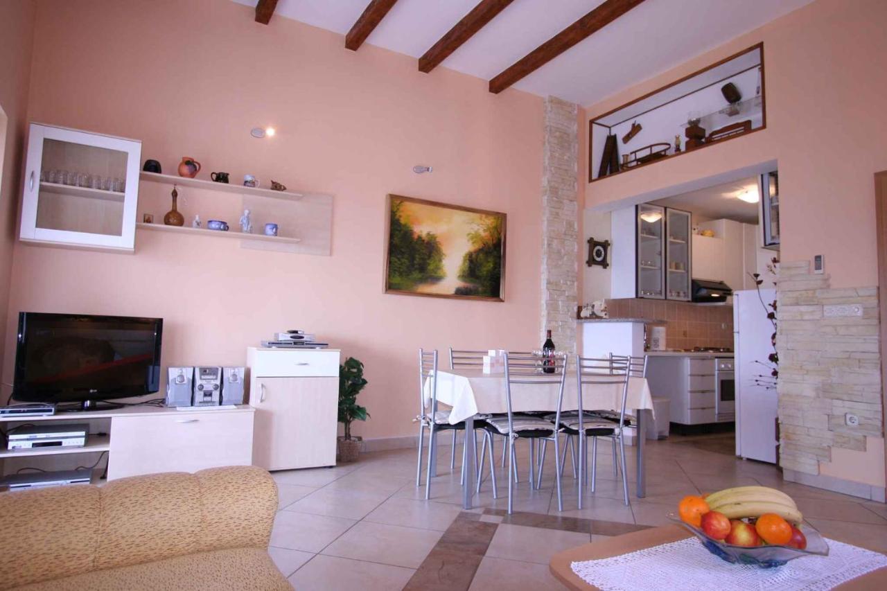 Apartments In Silo/Insel Krk 13442 מראה חיצוני תמונה
